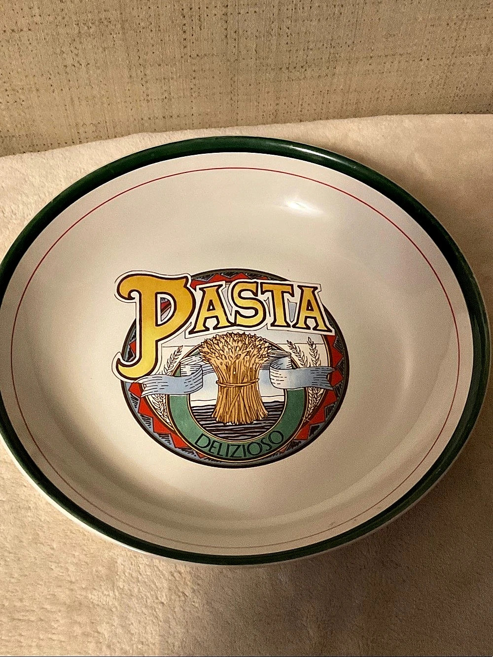 Pasta Delizioso Ceramic Serving Bowl in Cream & Green